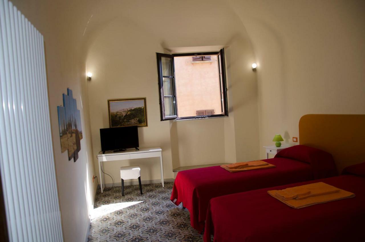 Volterracentro Apartment ภายนอก รูปภาพ